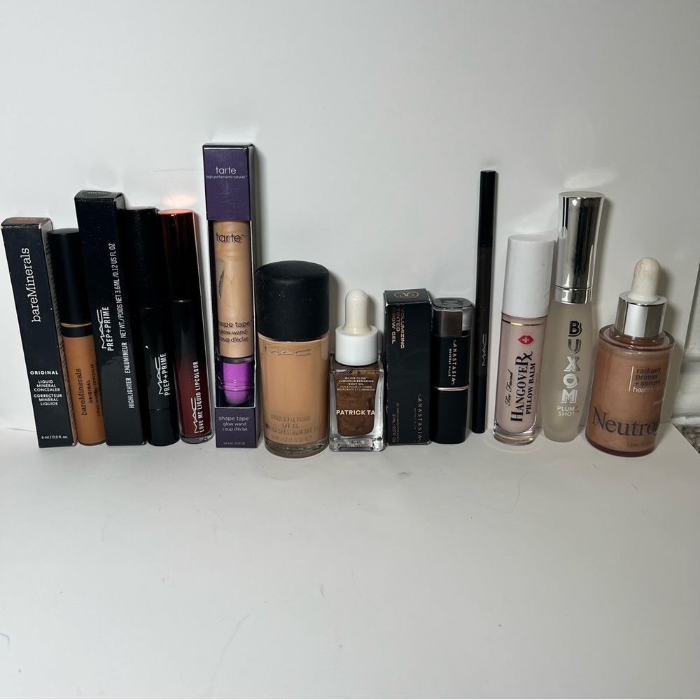 Makeup bundle MAC, TARTE, BareMinerals, Patrick Ta, Too Faced, Buxom & ABH